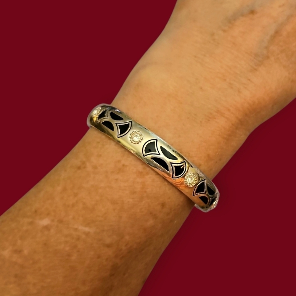 BRIGHTON Silver and Black Capella Magnetic Clamper Bangle Bracelet